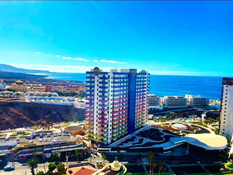 Skyline View Apartment - Free Private Parking Including & Guest Bonus Costa Adeje  Kültér fotó